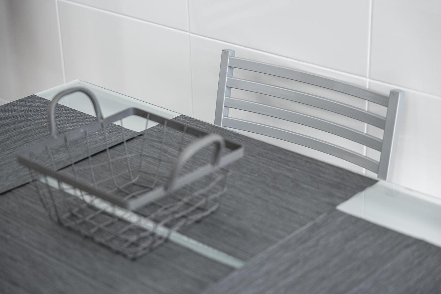 Guestready - Rio Tinto Terrace Apartment Luaran gambar