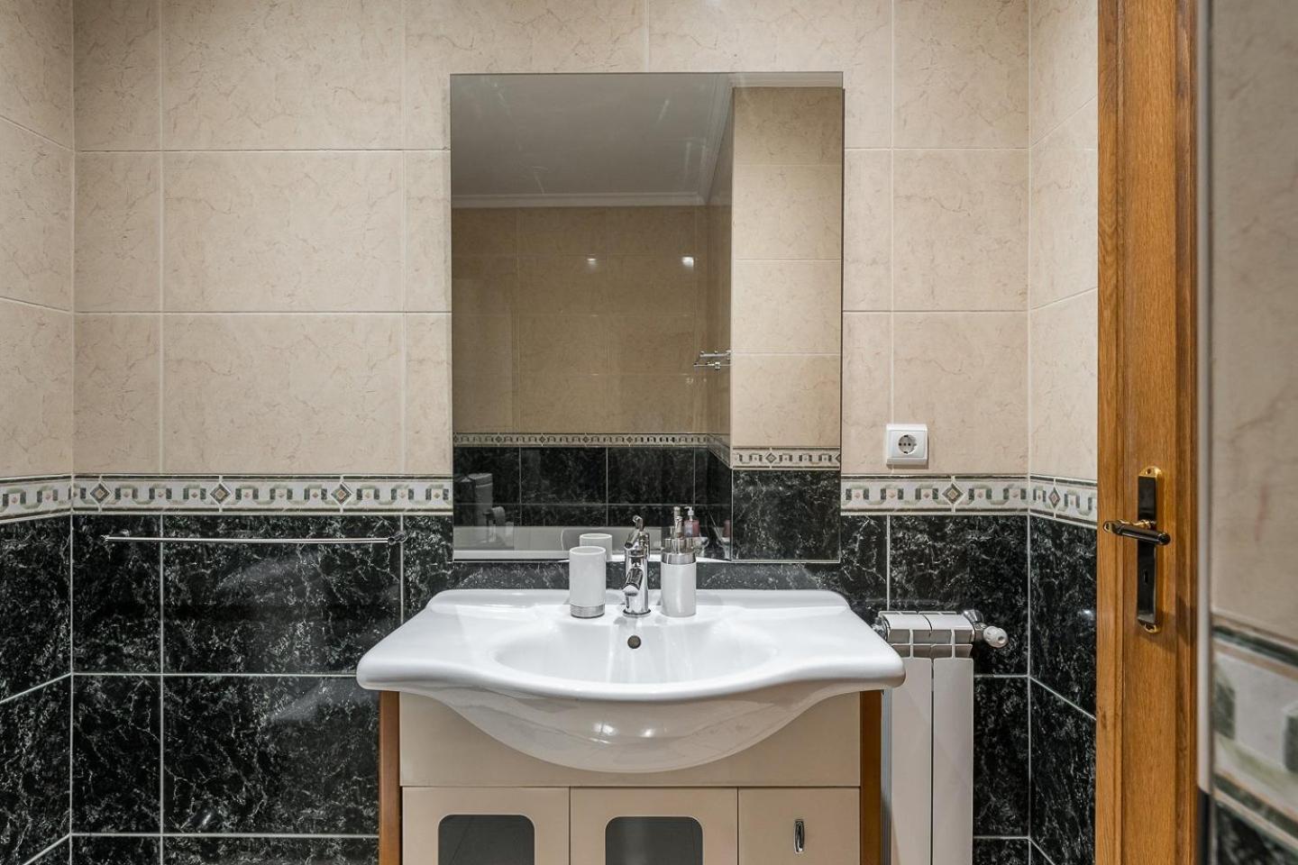 Guestready - Rio Tinto Terrace Apartment Luaran gambar